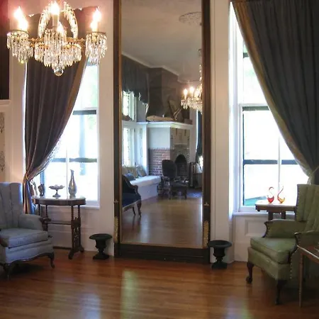 Allegheny Street Bed & Breakfast-3