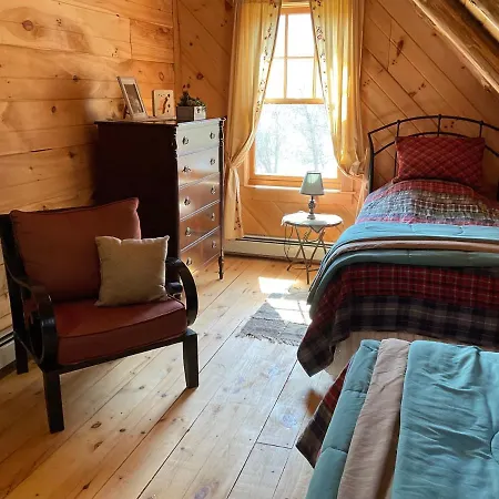 Lodge Solange-3