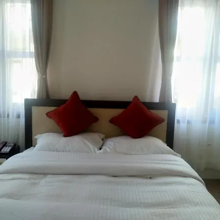 Hidden Leaf Bed & Breakfast-3