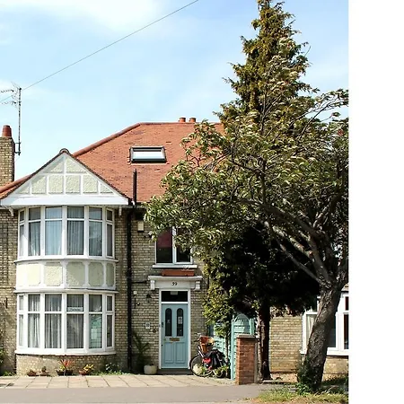 Cambridge Bed & Breakfast-2