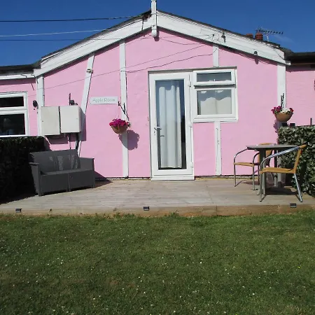 Hillview Bed And Breakfast-3