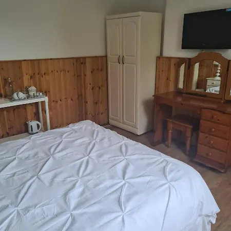 Innisfree Guest House-3