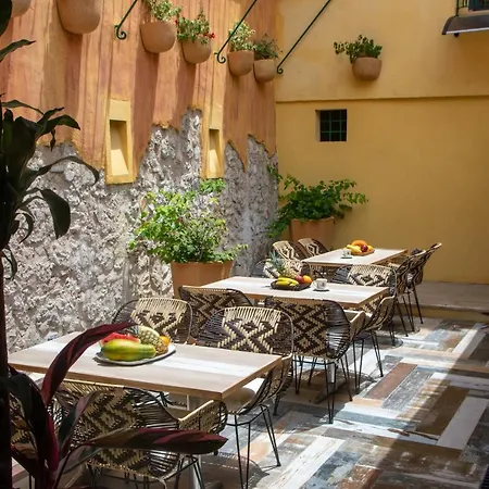 Casa Lorenza Hotel-2