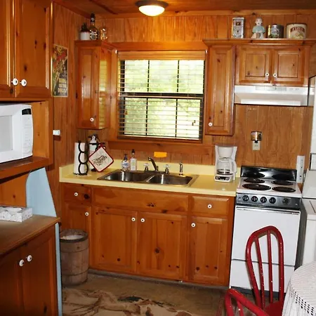 Double U Barr Ranch - Cowboy Cabin-3