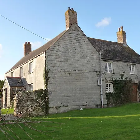Lellizzick Farmhouse-3