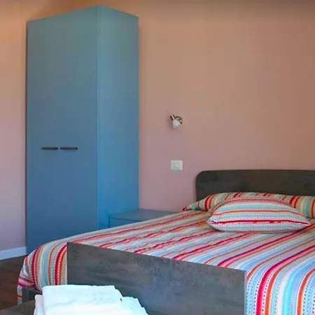 Fenì Home Bed&Breakfast-3