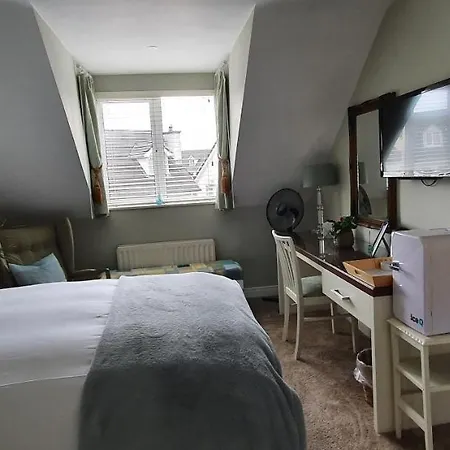 Grove Bed & Breakfast-2