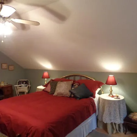 Tea Cozy Bed & Breakfast-2