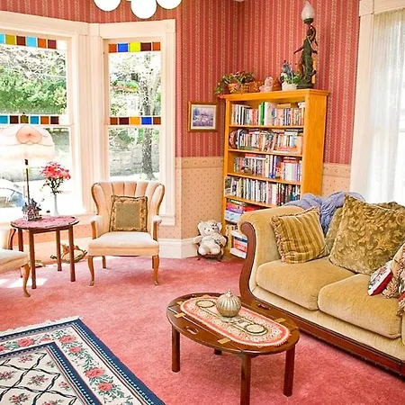 Bridgeford House Bed And Breakfast-3