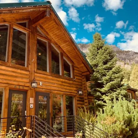 Alaskan Inn And Spa-2
