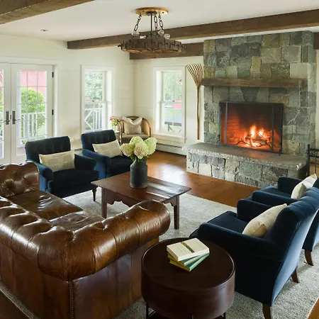 Hill Farm Inn - Manchester-3