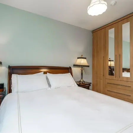Beaumont Guesthouse-3