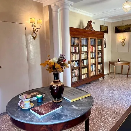 Castiglione 27 Luxury Suite-2