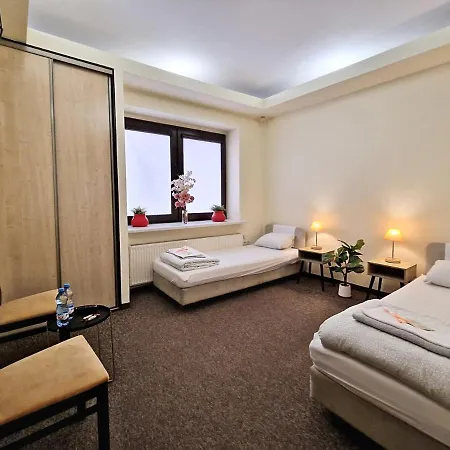 Helvetia Plus B&B - Private Rooms And Apartments-2
