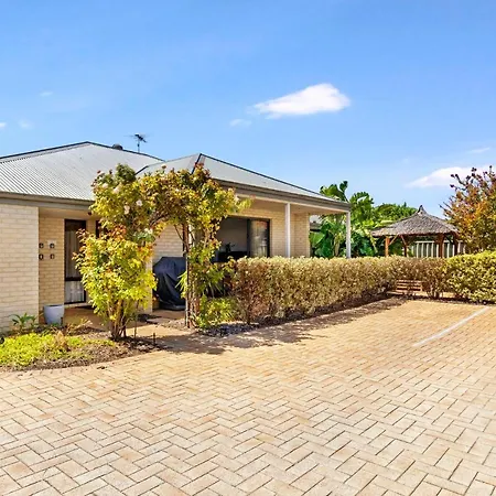 Baudins Of Busselton Bed And Breakfast - Adults Only-2