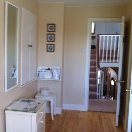 Windsor Lodge B&B-2