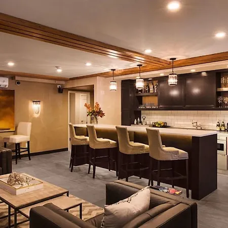 Knickerbocker Yacht Hotel-2