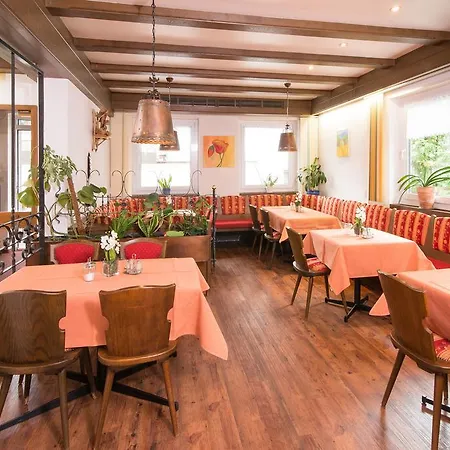 Hotel Garni Regina-3