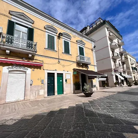 La Maison-2