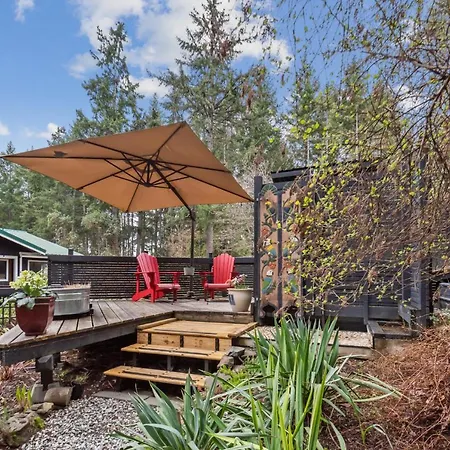 Salt Spring Carriage House B&B-3