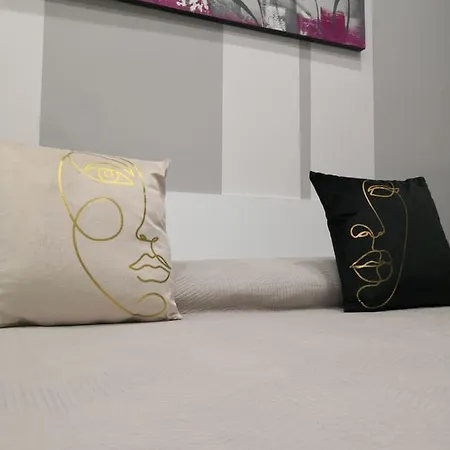 Carlino Room'S-3