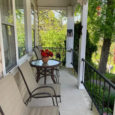 Hillcrest Bed And Breakfast-2