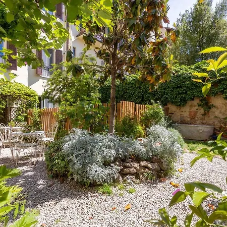 Secret Garden Firenze B&B-2