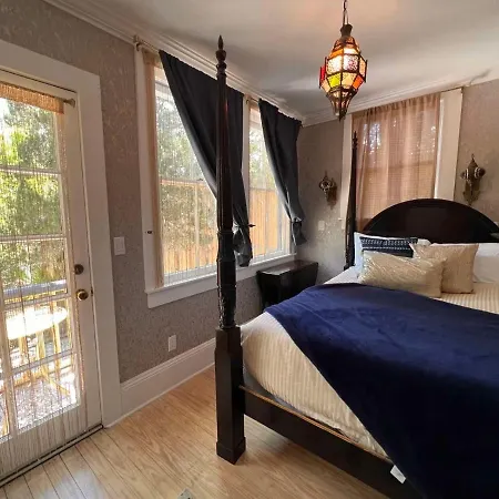1001 Nights Historic Bed And Breakfast Adults Only-2