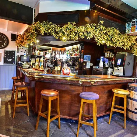 Robin Hood Inn-2