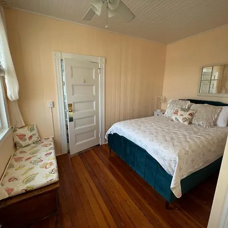 Inkwell Beach Cottage-2