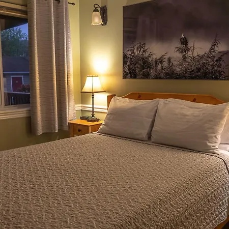 Wild Pacific Guest Suites-3