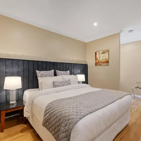 Wrenfield Cottages-3