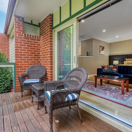 Wrenfield Cottages-2