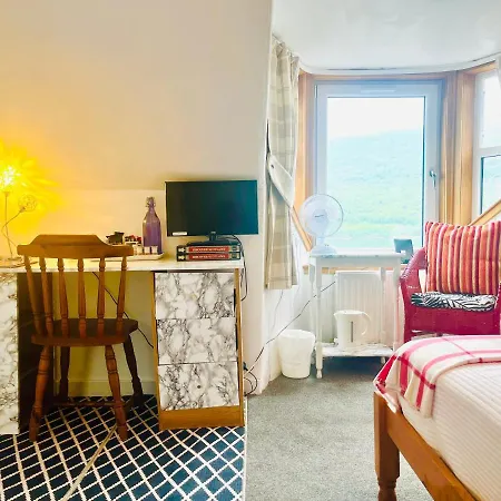 Rowantreebank Bed And Breakfast-2