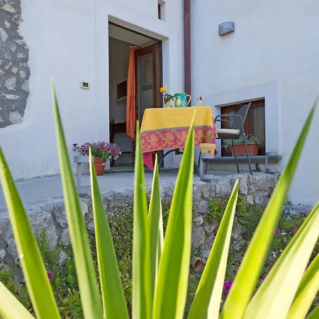 L'Antico Borgo Dei Limoni-2