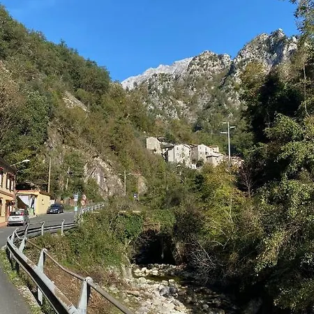 Gronda Via Vandelli Locazioni Turistiche - Private Tourist Rentals-2