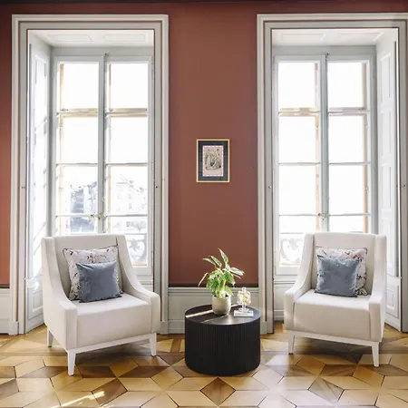 Chateau De L'Aile- Boutique Suites-3
