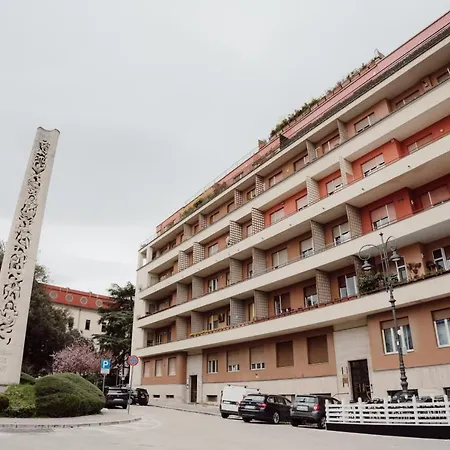 Vittoria Suite-3