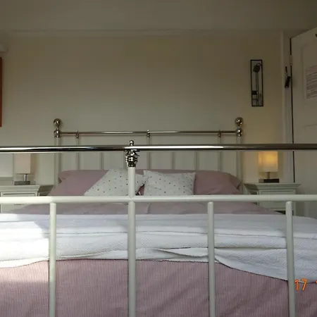 Westley B&B-3