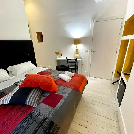 Athena Luxury Rooms-2