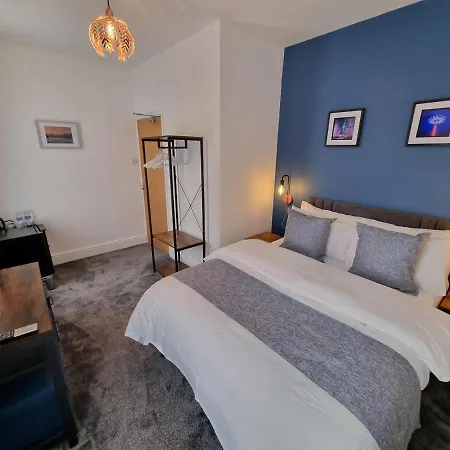 Rendezvous Bar & Rooms - Adults Only-3