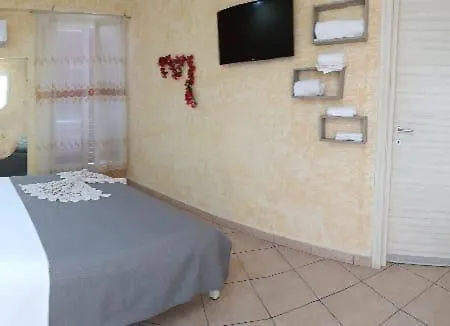 Crisan B&B Affittacamere-3