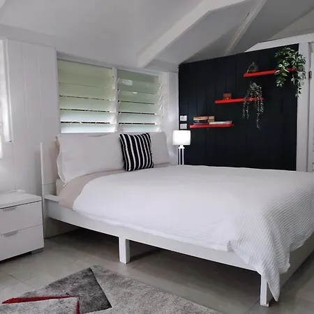 Eumundi Yacht Club B&B-3