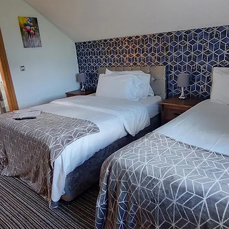 Carnately Lodge-2
