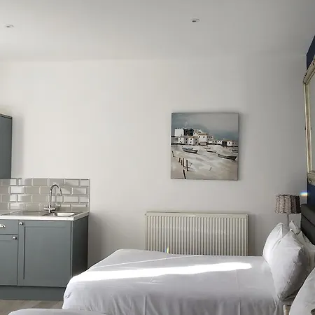 Duporth Guest House-3