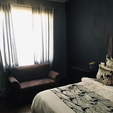 Derrick Guest House-3