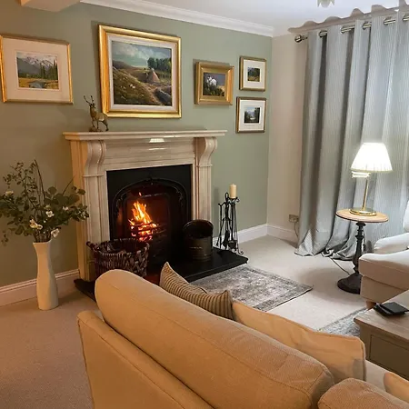 Castlecroft Bed And Breakfast-2