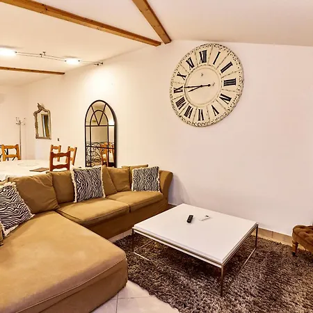 Champagne Andre Bergere & Suites-2
