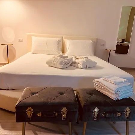 Muralta Suite & Luxury Rooms-2