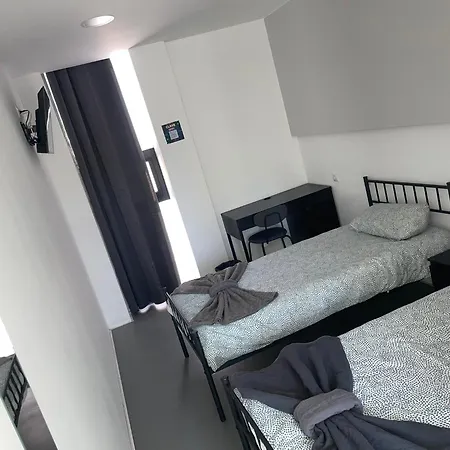 Hostal Nana B&B-3